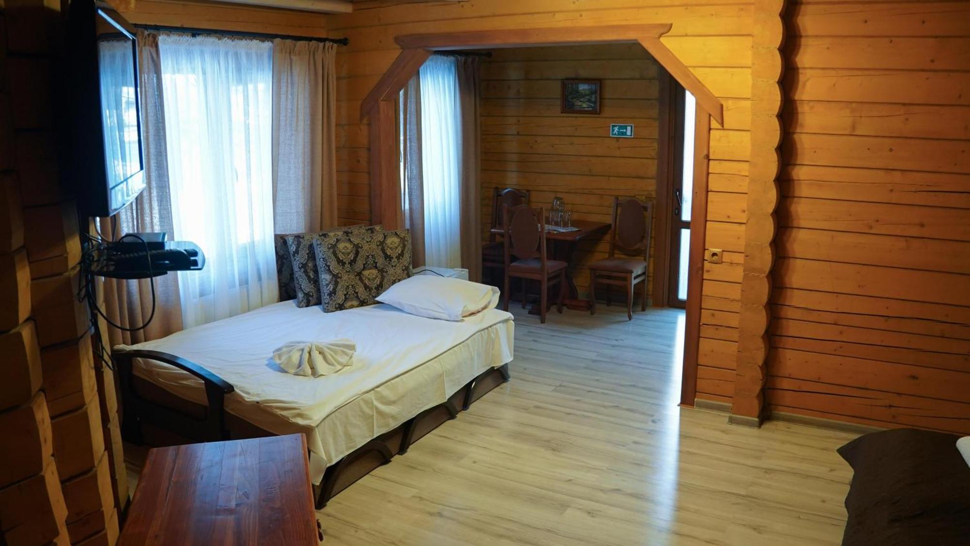 Otel Karpatski Dzherela Yaremche